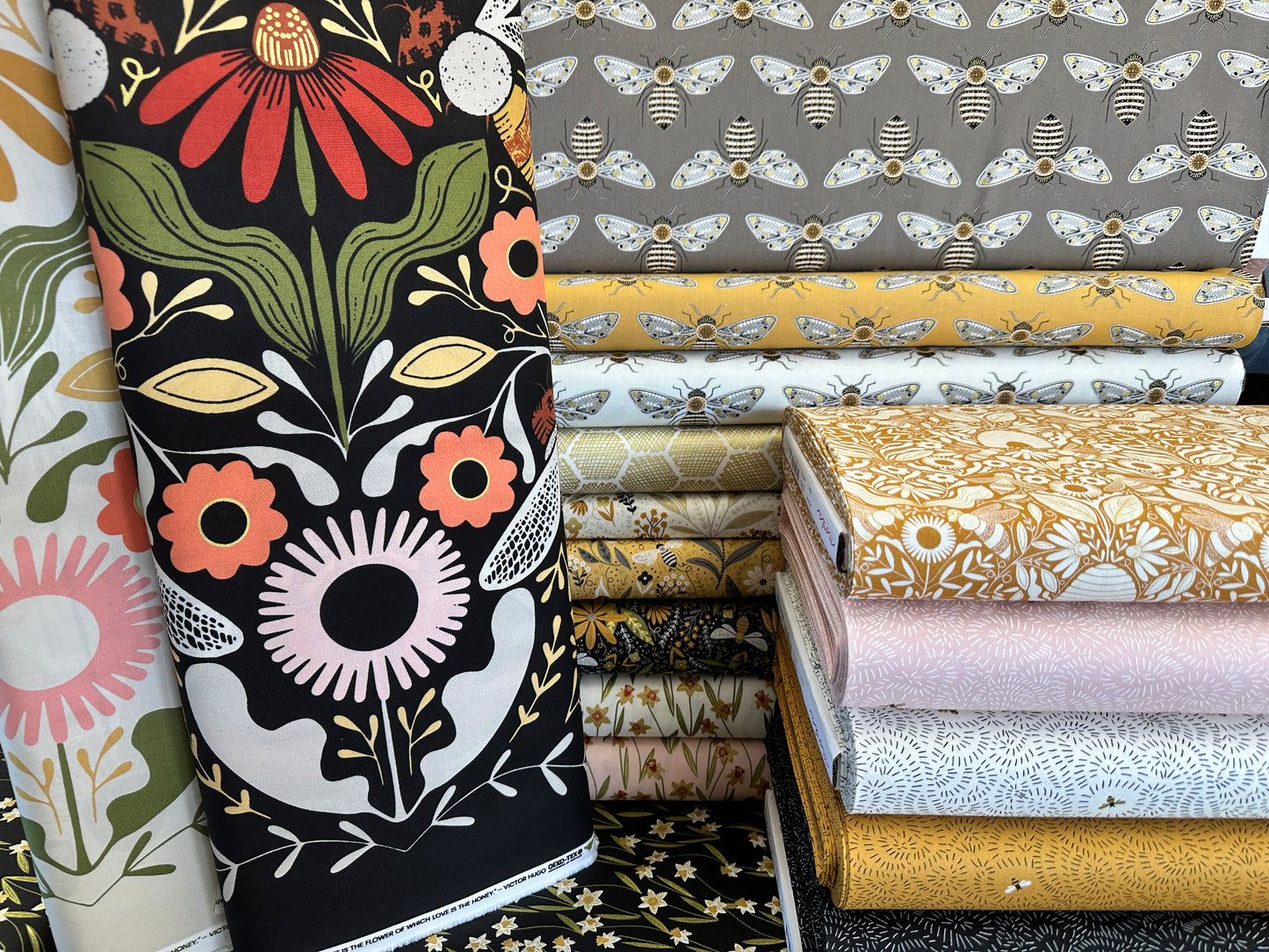 Bee Garden by Gingiber Fat Quarter Bundle of 28 Prints + 1 Panel 48410AB Bundle