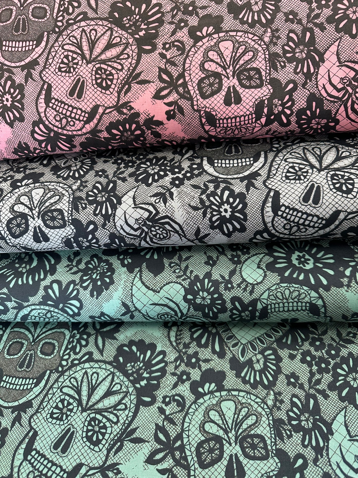Haunted House Darkly Delicate Headstone 8997c Cotton Woven Fabric