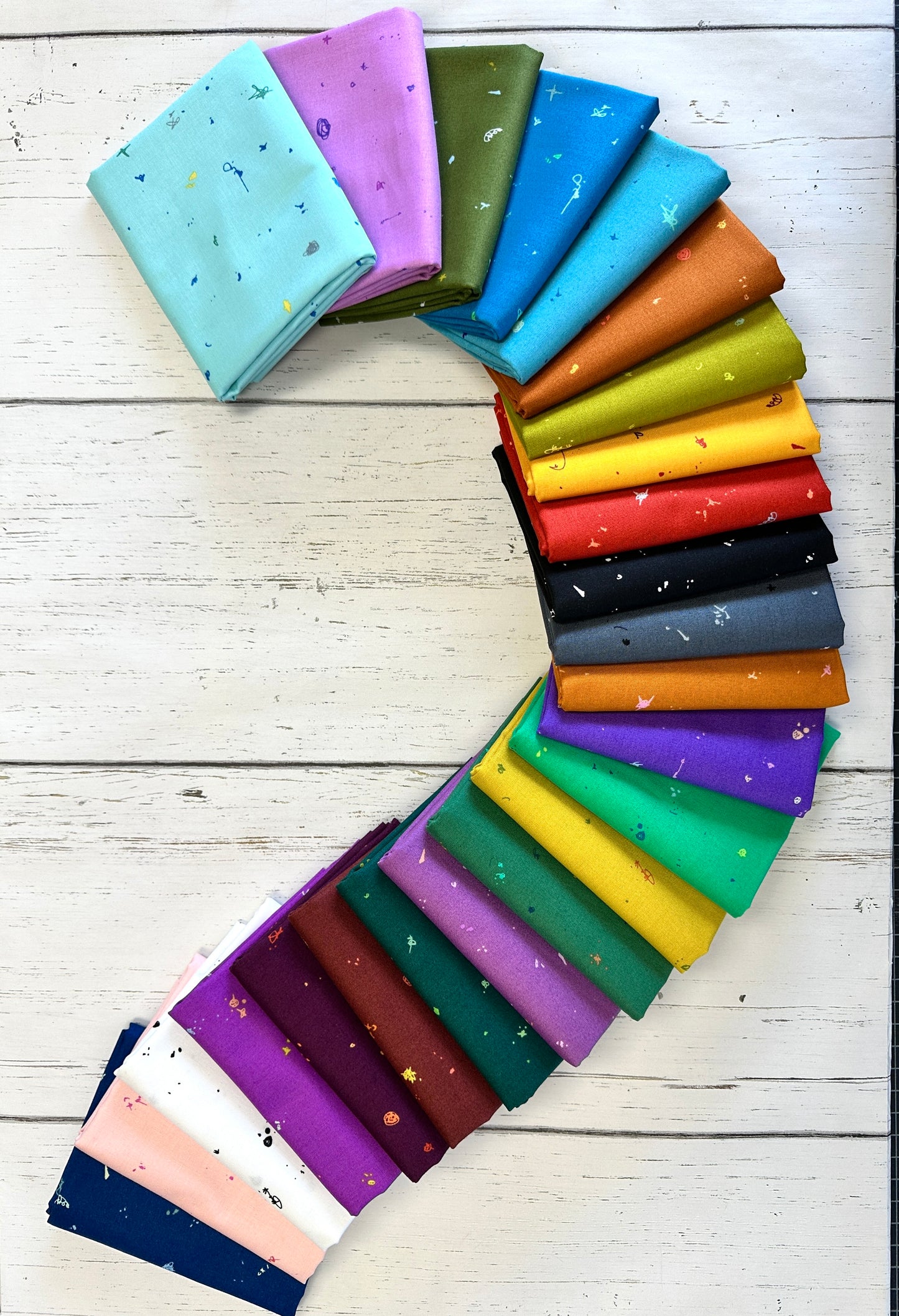 Motley by Guicy Giuce Garfield A.880.O1 Cotton Woven Fabric