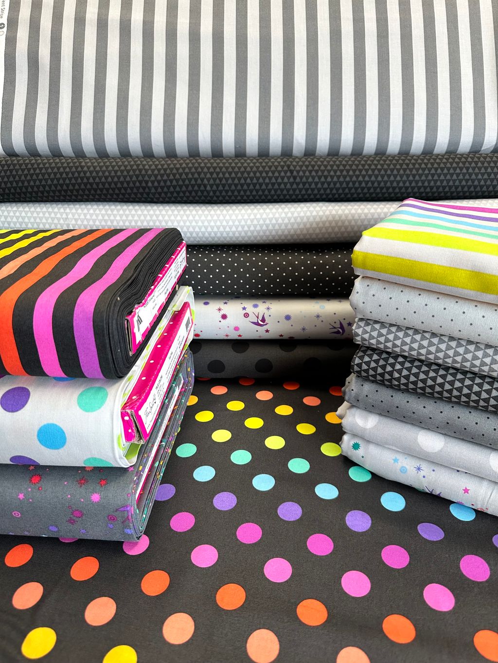 Tula Pink Graywork True Colors Disco Poms Whisper PWTP262.WHISPER Cotton Woven Fabric