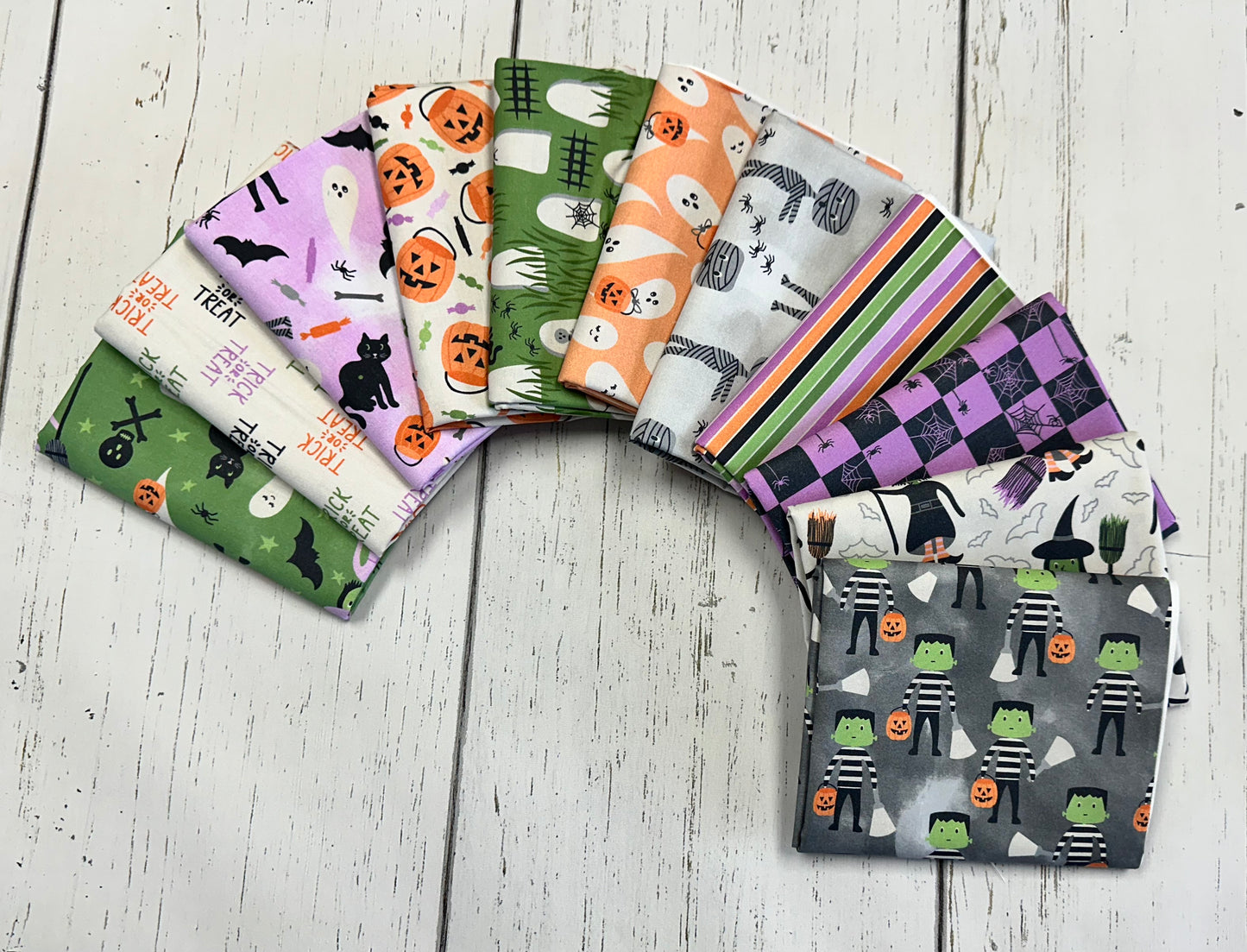 Tricks & Treats Trick Or Treat Green 120-24261 Cotton Woven Fabric