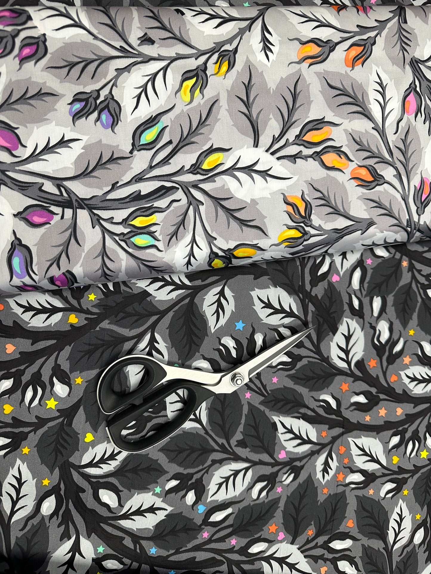 Tula Pink Graywork 108" Wideback Best Buds Fog QBTP019.FOG Cotton Sateen