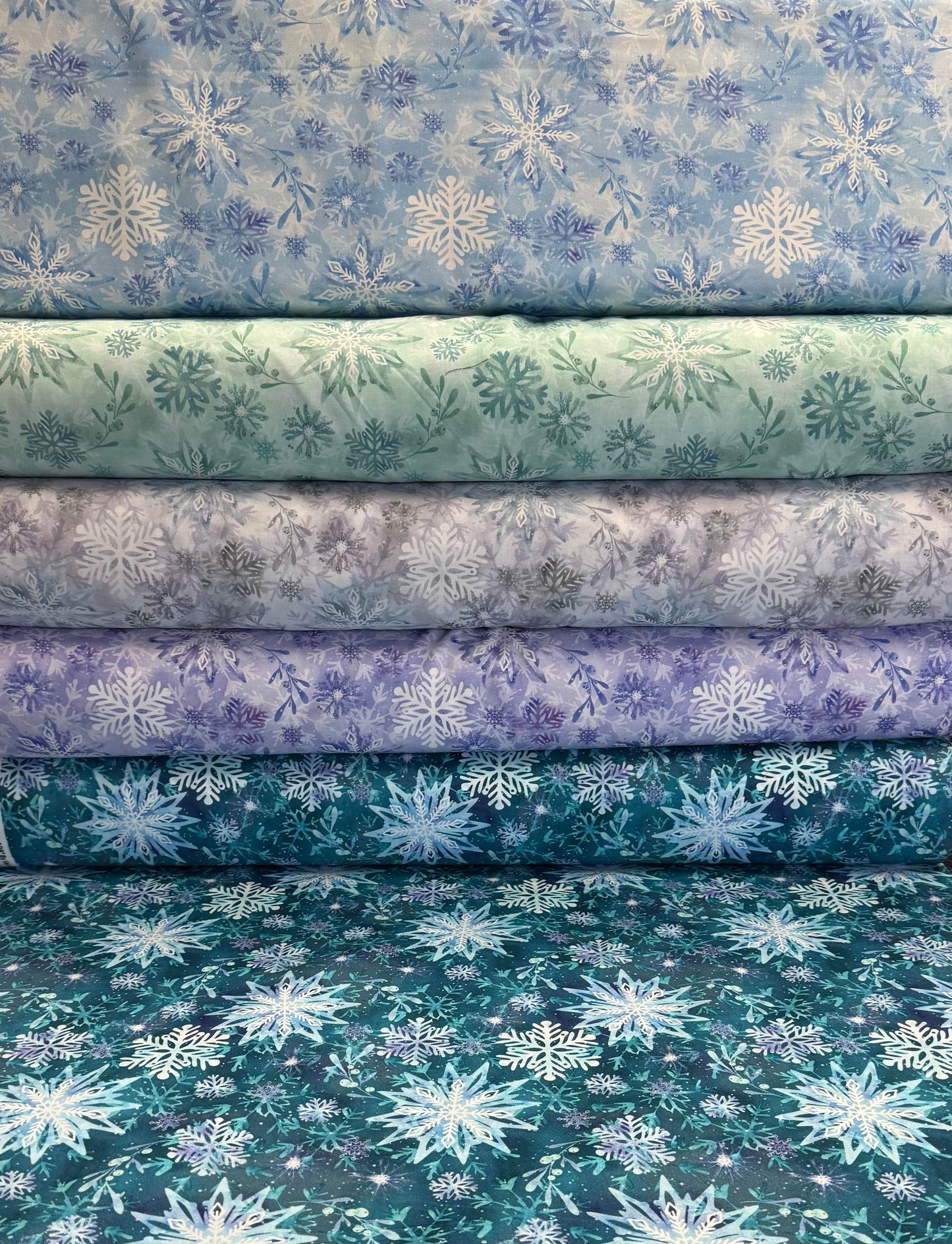 Ice Stellar 108" Widebacks 9191-11 Mist Blue Snowflakes by Vero Woods