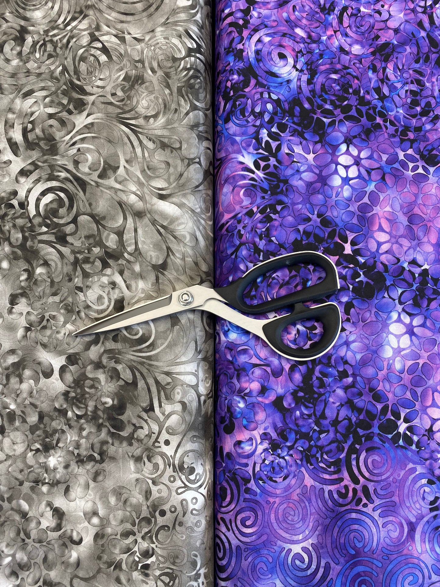 Effervescence Ombre by Dan Morris 28306K 100% Cotton Woven Wideback Quilt Backing