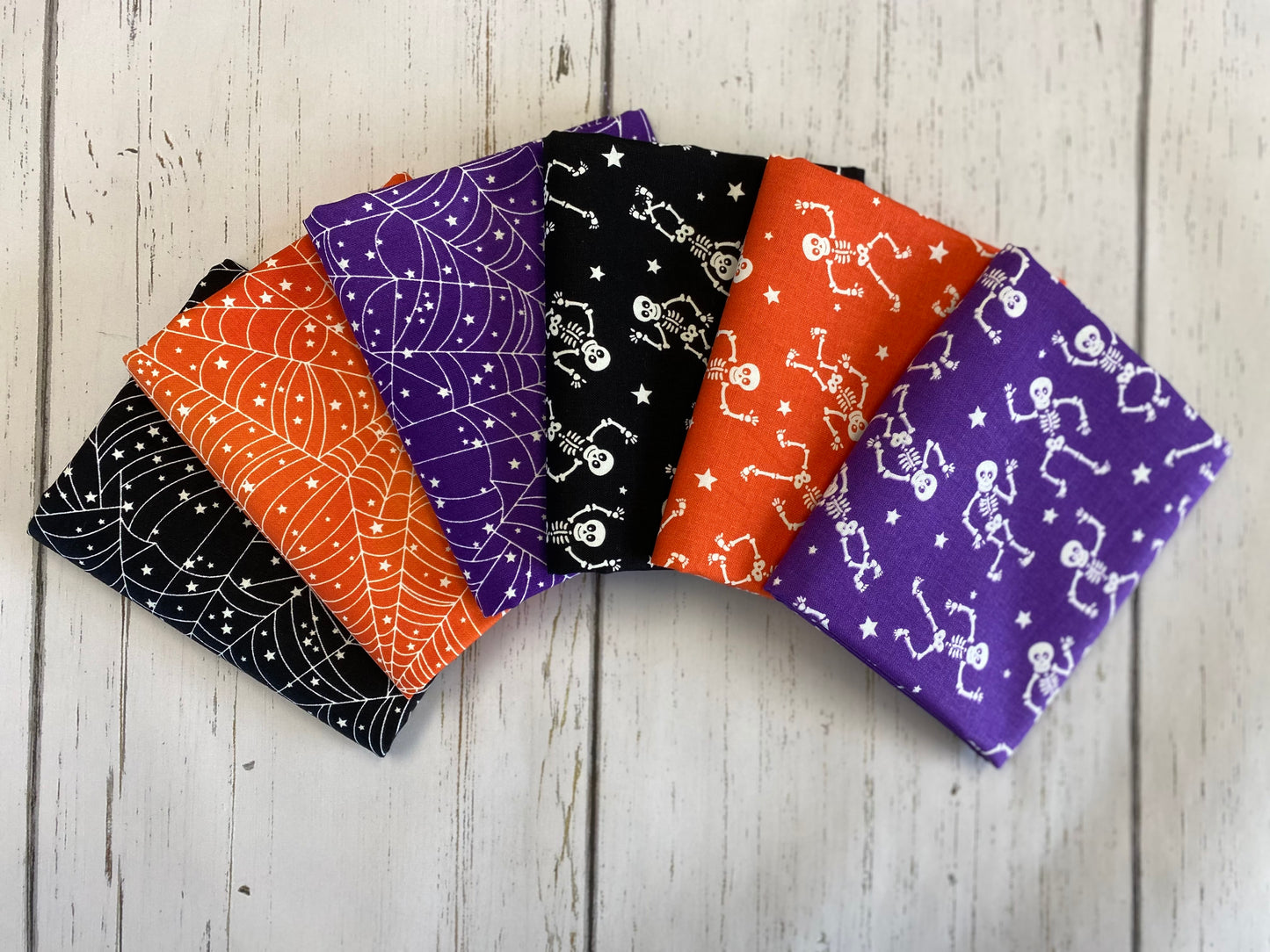 GlowOWeen Glow in the Dark Webs Orange 12954GB-37 Cotton Woven Fabric