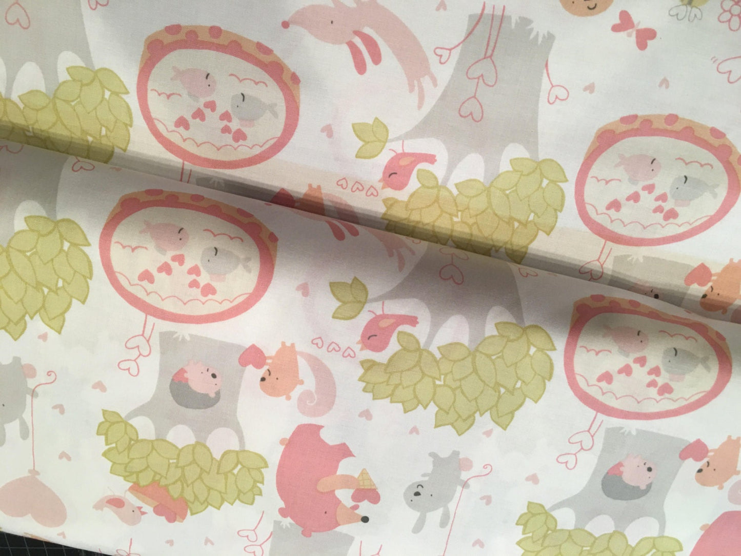 Sweetheart by David Walker Sweethearts Gray and Pink PWDW113.Posi Cotton Woven