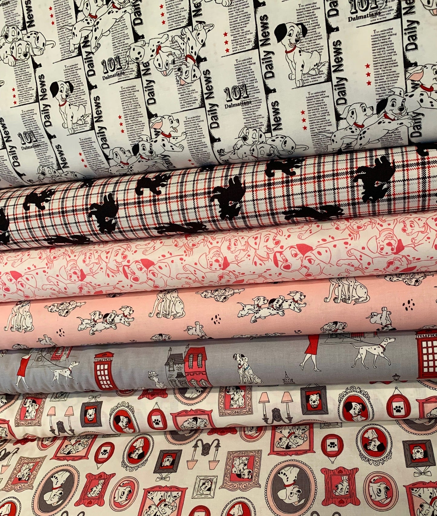 Licensed 101 Dalmatians Family Portraits Dalmation Dogs in Pink 85010206-1 Cotton Woven Fabric