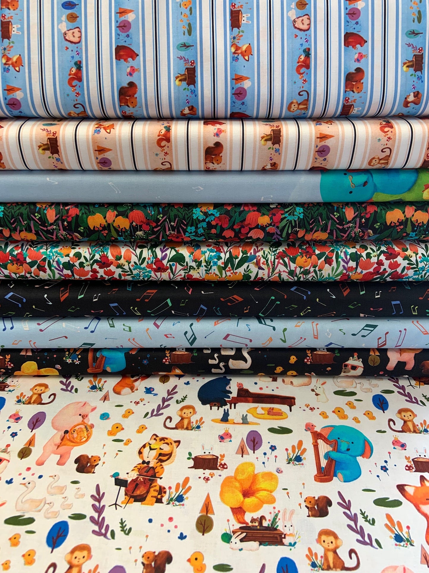 Woodland Musician 36" Panel Woodland Tote on Cotton Duck DDD9017-BWHT Cotton Duck Fabric