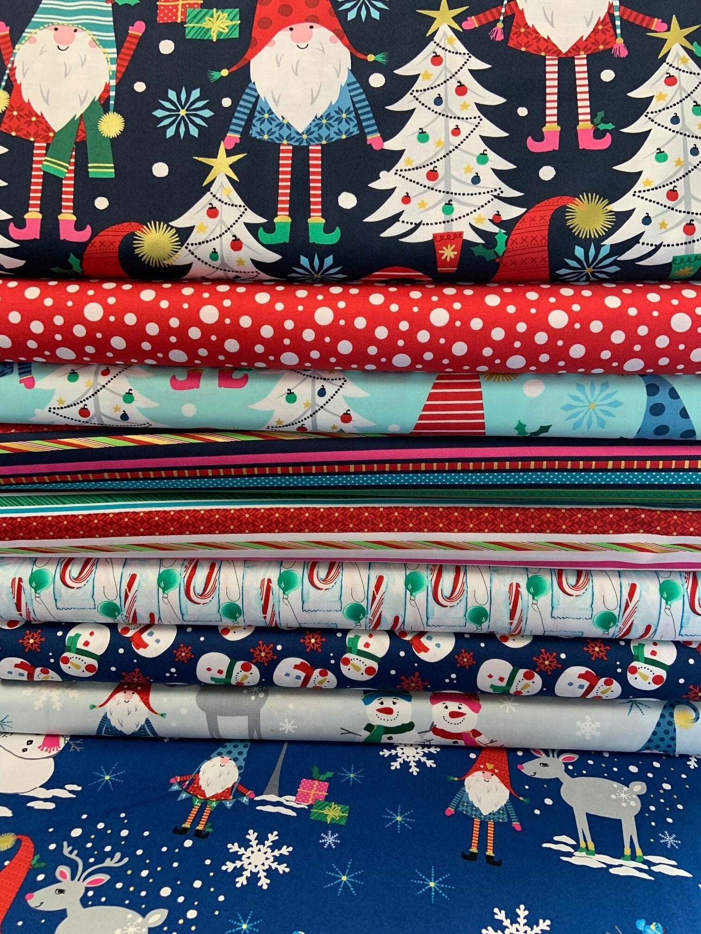 A Gnome To Fa La Stripe Navy w/Metallic CM8868-NAVY Cotton Woven Fabric
