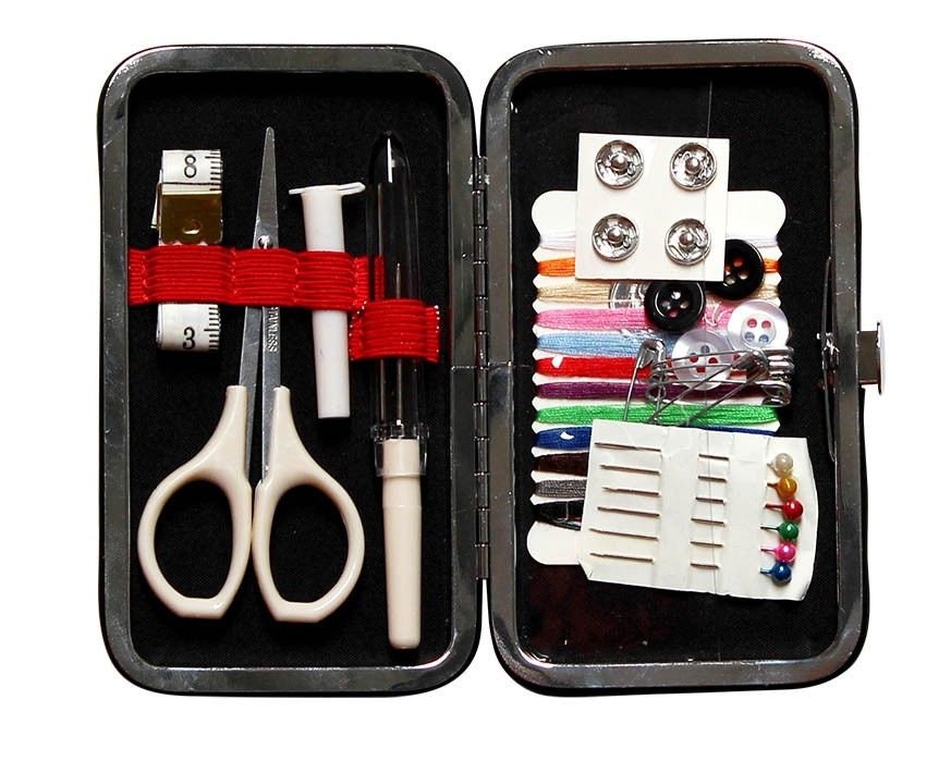 Harry Potter Licensed Notions Ravenclaw CN23402010 Traveling Sewing Tools 2.75" x 4.75"