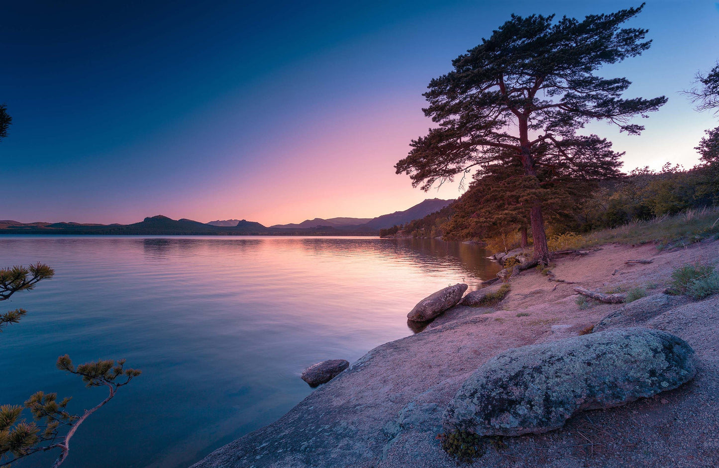 The View From Here 2 28.5 inch Panel Glass Lake DP23771-84 Cotton Woven Panel