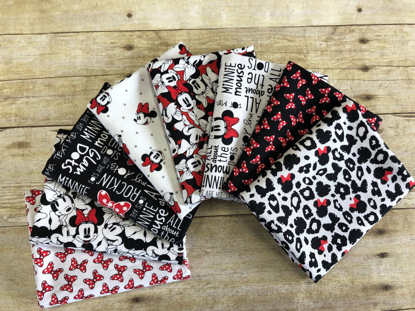 Licensed Disney Minnie Mouse Leopard Print Black 85270202-4 Cotton Woven Fabric