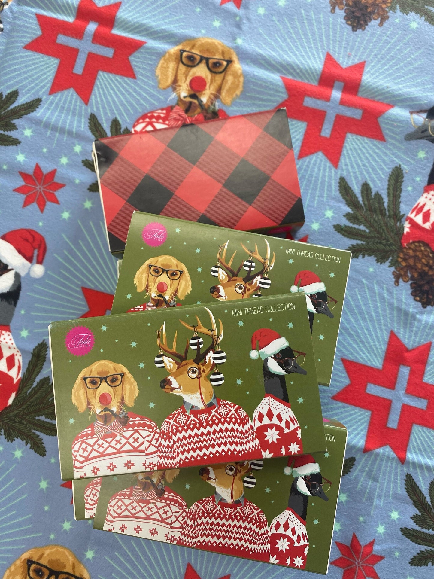 Tula Pink Holiday Homies TP50HH5 Aurifil Thread Set