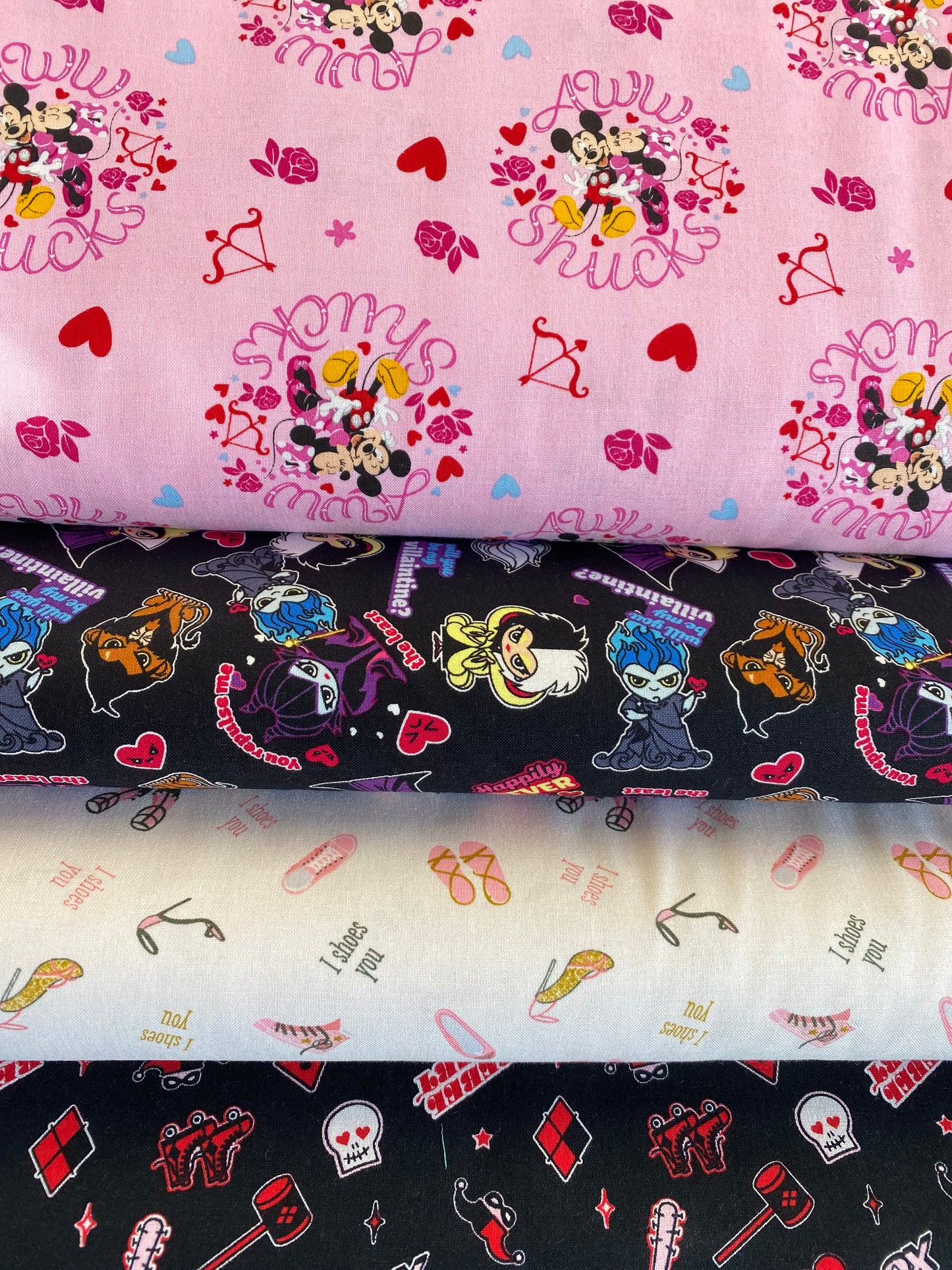 Licensed Valentine's Day II Harley Black XOXO 23400918-01 Cotton Woven Fabric