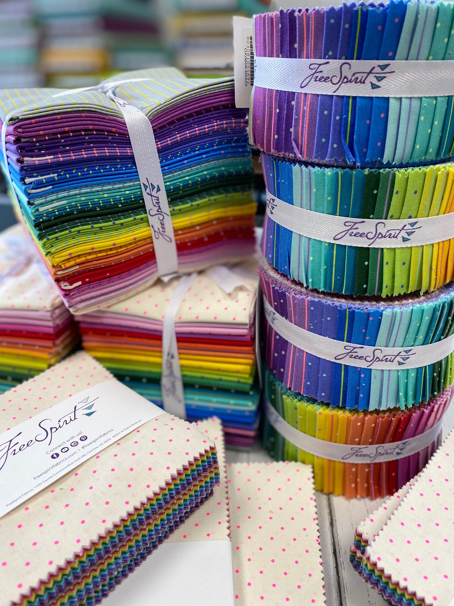 Tula Pink True Colors Tiny Dots & Stripes Fat Quarter Bundle of 24 Prints FB4FQTP.TINYCOOR Bundle