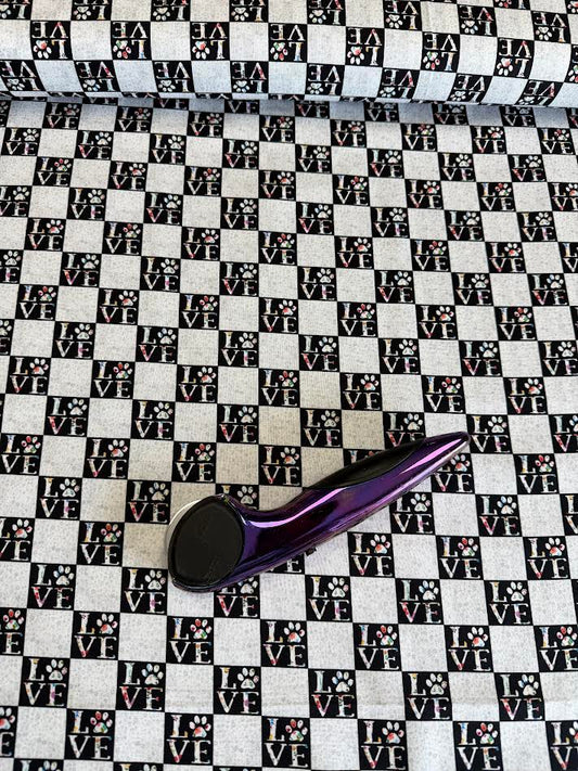 Every Home Love Check 24186-WHT by Amylee Weeks