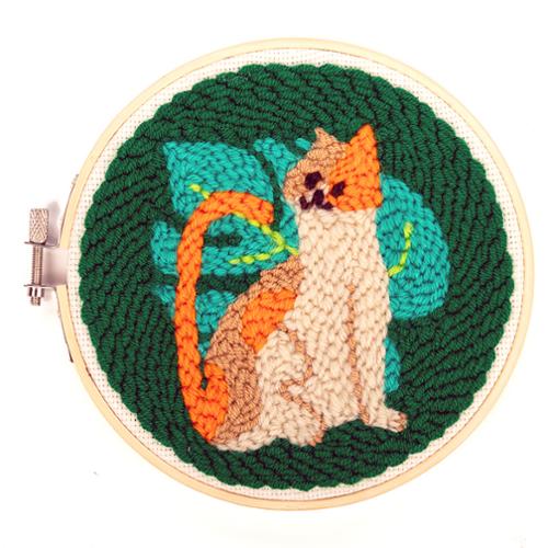 Punch Needle Kit Cat GG261 by Kikkerland