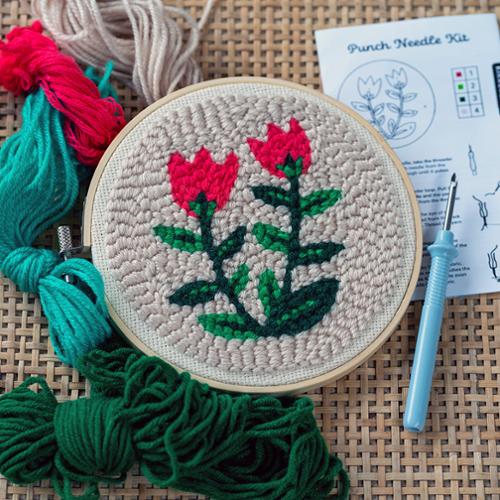 Punch Needle Kit Tulips GG262 by Kikkerland