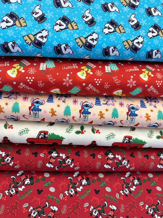 Licensed Character Winter Holiday IV Mickey Noel Red    85271071-04 Cotton Woven Fabric