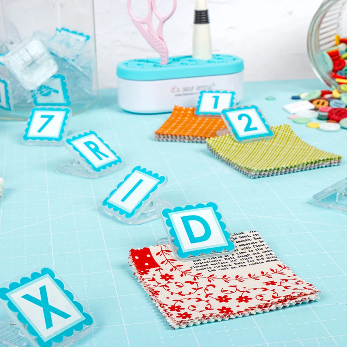 AlphaClippies ISE-7020 Set of 36 plastic clips, featuring 26 letters and 10 numbers,