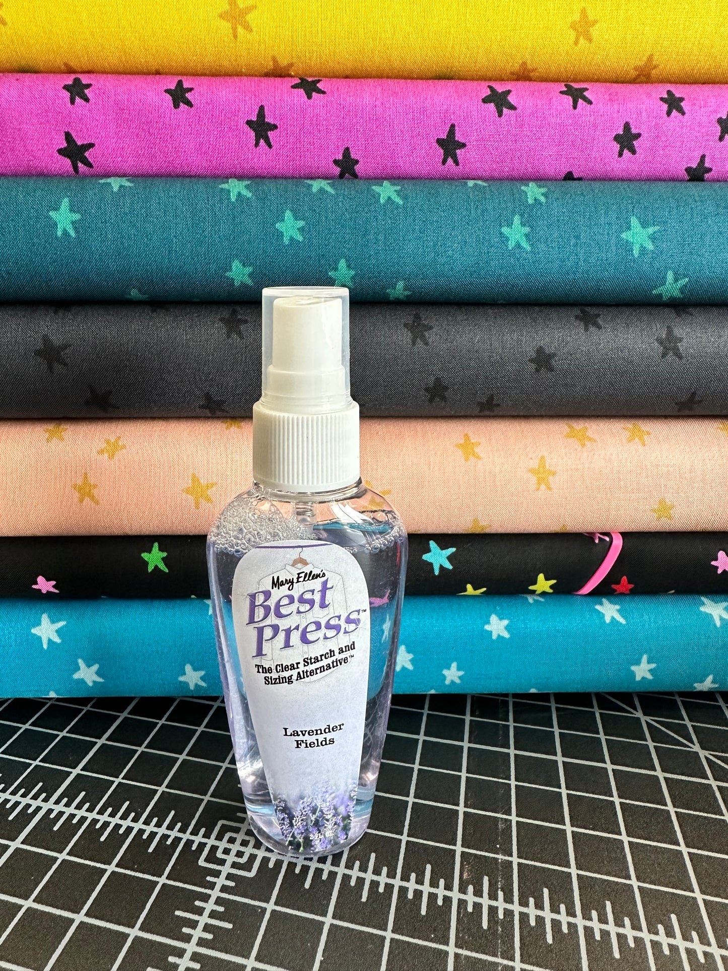 Mary Ellen’s Best Press  Lavender Fields Spray Starch Gems 2oz Spray Bottle   80071ME