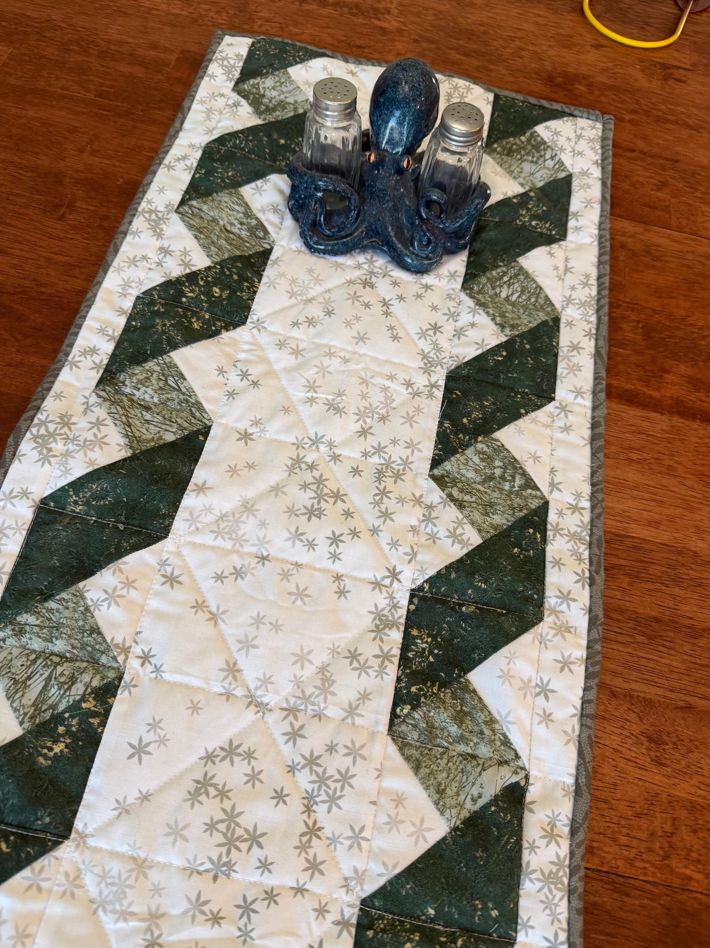 Twister Table Runner complete Kit featuring Tranquility