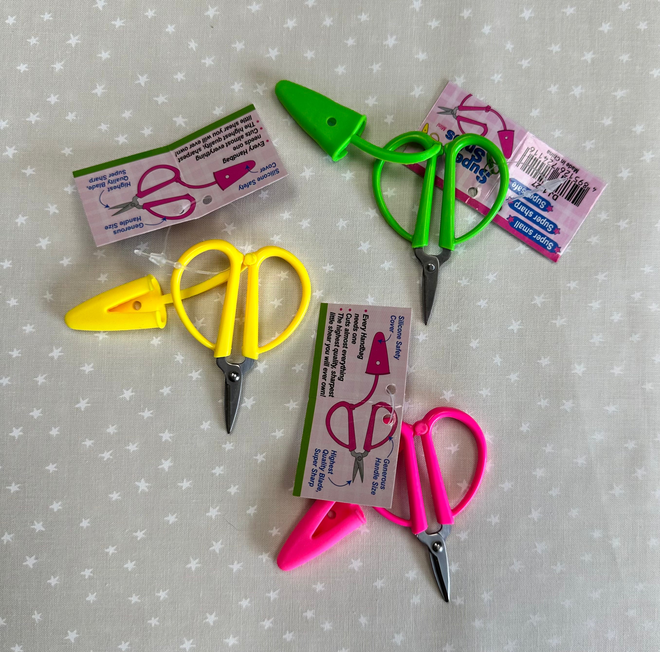 Super Shears Mini DJ1127 – The Fabric Candy Shoppe