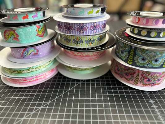 Full Moon Forest by Tula Pink 5/8" Ribbon Hop To It in Enchanted TK130.16mm.Col02