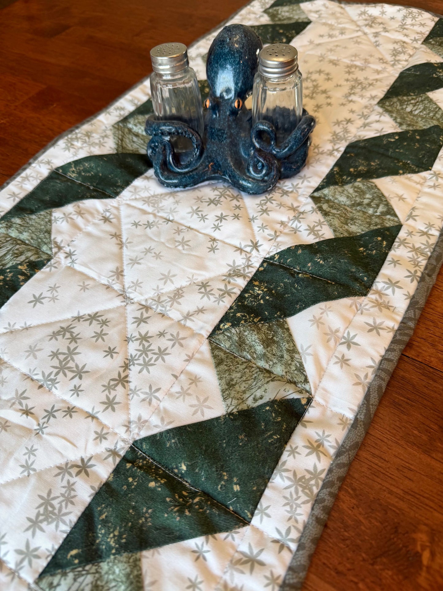 Twister Table Runner complete Kit featuring Tranquility