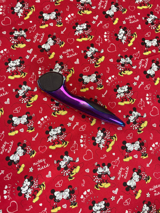 Licensed Disney Disney Mickey & Minnie Love    72721A620715 Cotton Woven Fabric