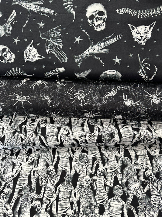 Wicked Creepy Spiders And Webs Black    CD1833-BLACK Cotton Woven Fabric