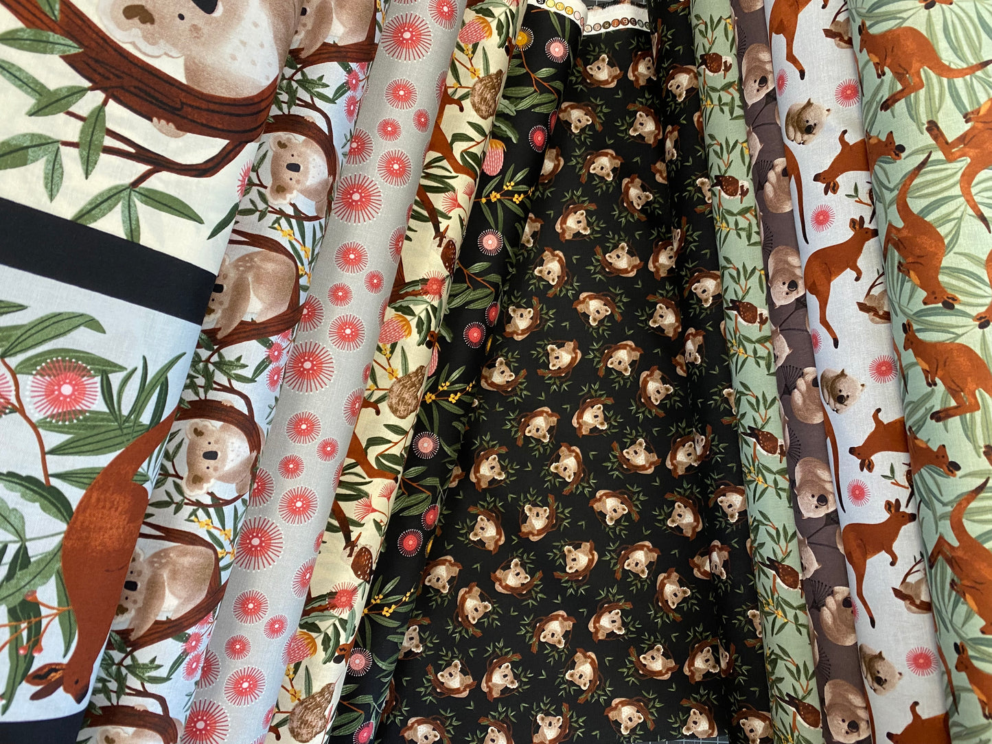 Aussie Friends by Victoria Barnes Birds Green    2102-66 Cotton Woven Fabric