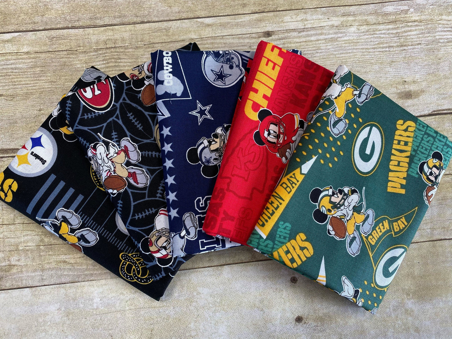 Licensed NFL Disney Mash Up 70391-D 49ers/Mickey Cotton Woven Fabric