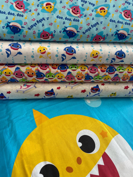 Licensed Baby Shark Baby Shark Family Packed 73760A620715 Cotton Woven Fabric