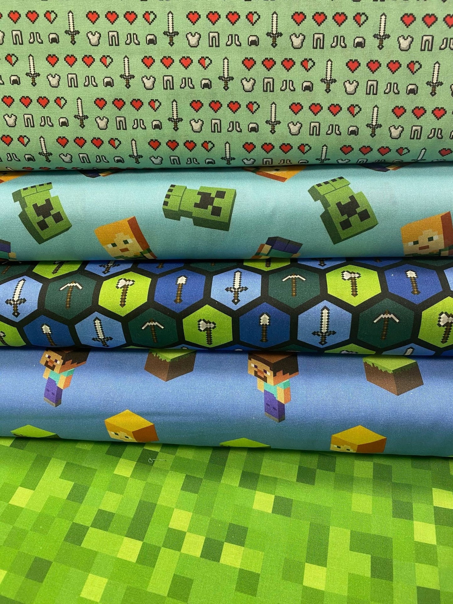 Licensed Minecraft Tools 66767A6200715P Cotton Woven Fabric