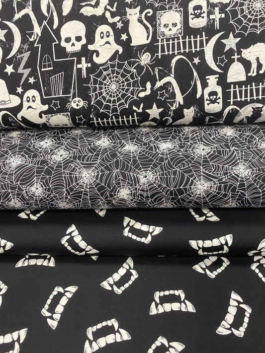 Halloween Web GAIL-CG7786-BLACK Glow in the Dark Cotton Woven Fabric