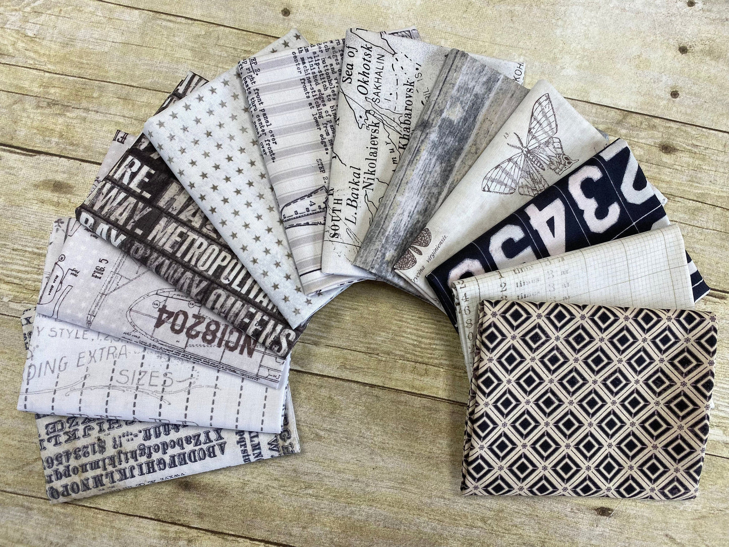 Monochrome by Tim Holtz Subway Signs Charcoal PWTH173.CHARCOAL Cotton Woven Fabric