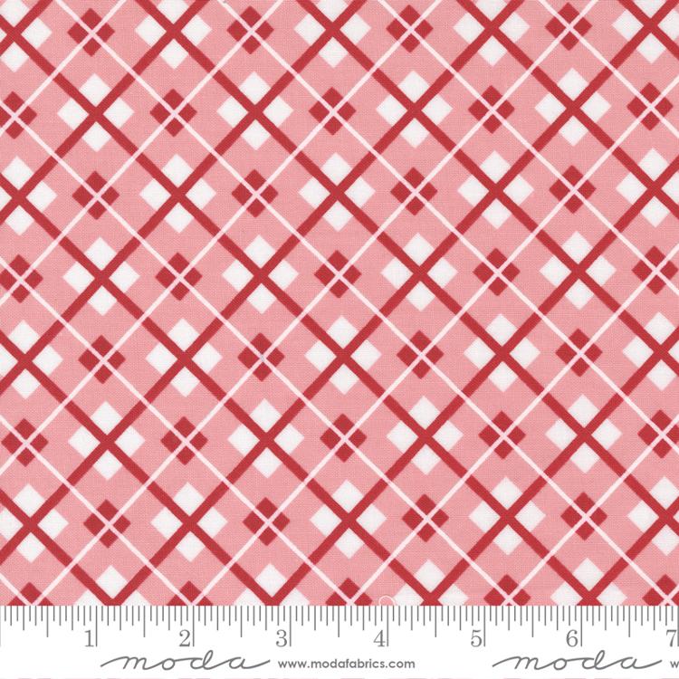 Holly Jolly by Urban Chiks Plaid Gift Wrap Cheeky    31184-15 Cotton Woven Fabric